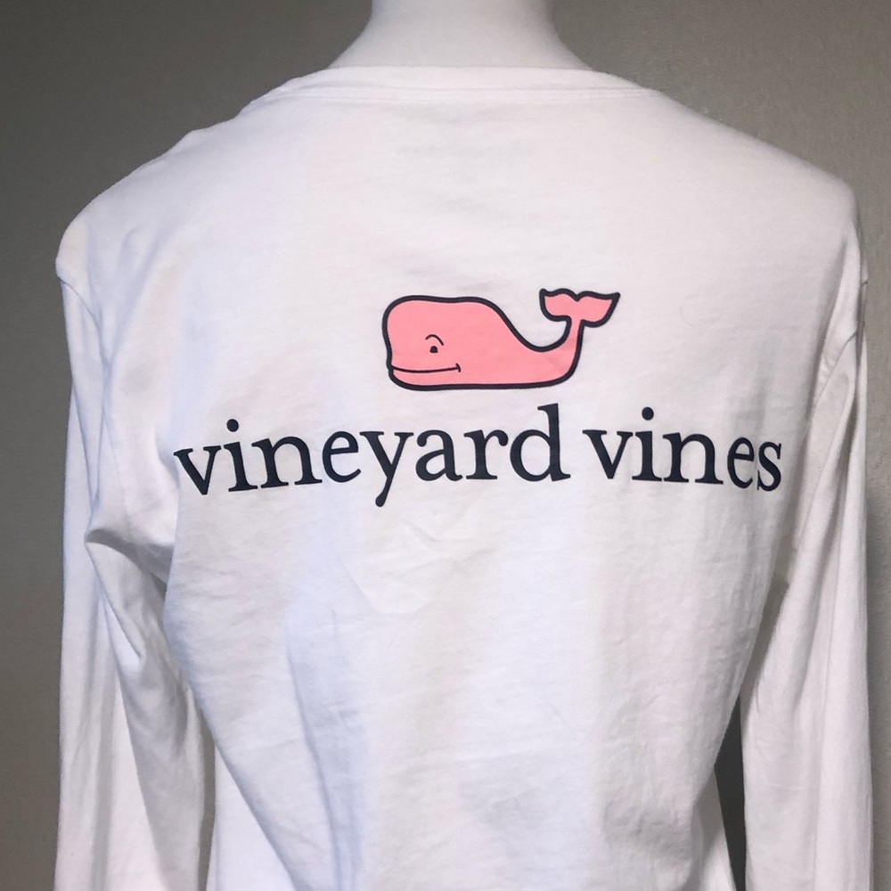Vineyard Vines T-shirt